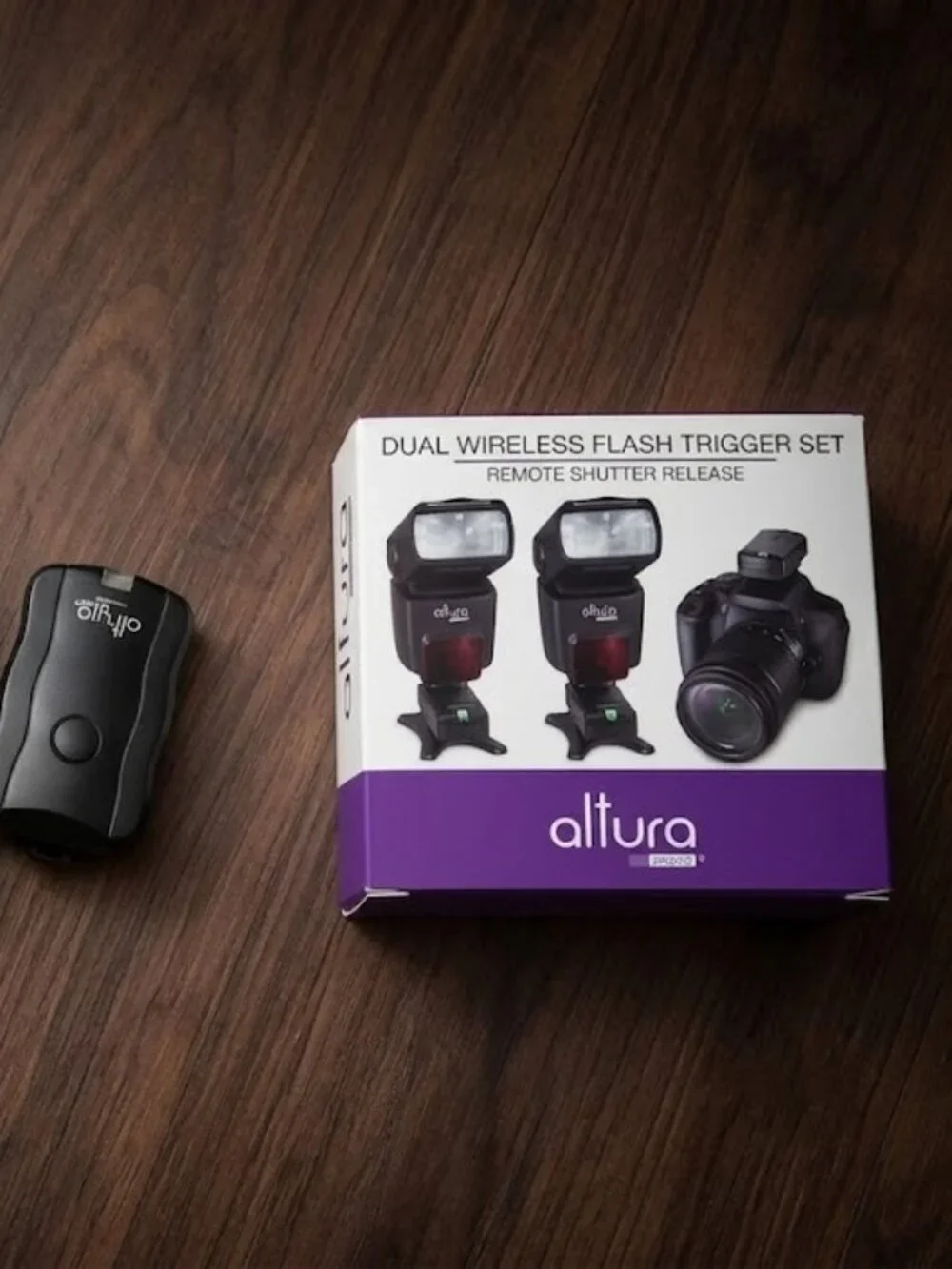 Dual Wireless Flash Trigger Set - For Canon (Flashes not included)